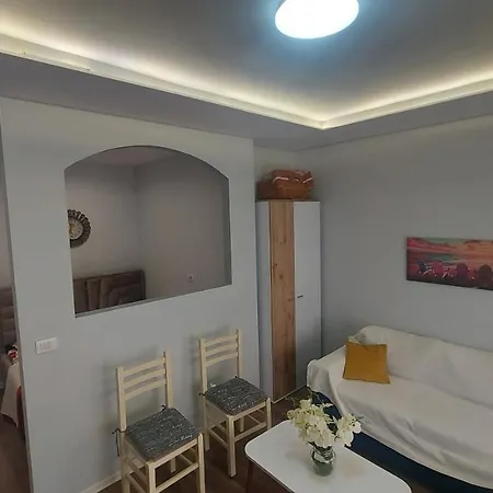 Daire Area Beachfront