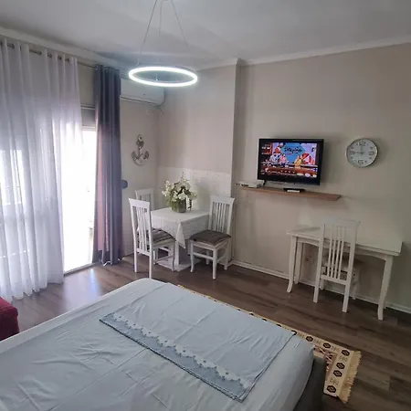 Alti Beachfront Apartments *