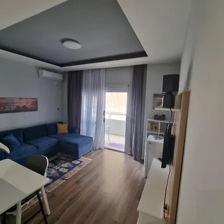 Daire Alti Beachfront Apartments *