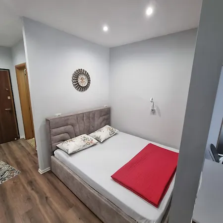 Alti Beachfront Apartments Avlonya