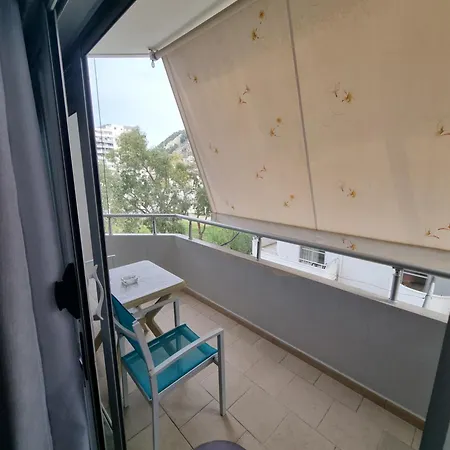 Beachfront Apartment *