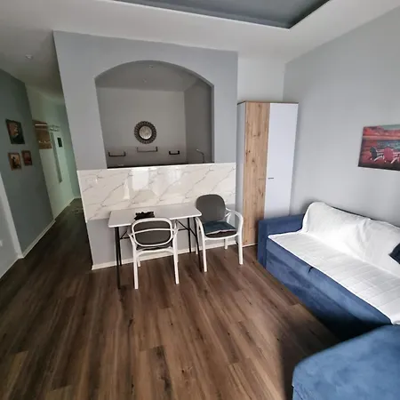 Alti Beachfront Apartments Avlonya
