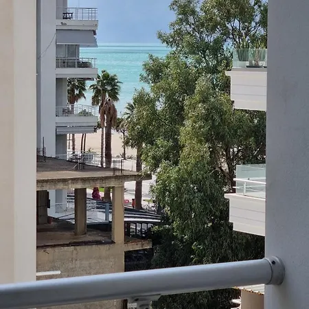 Alti Beachfront * Wlora