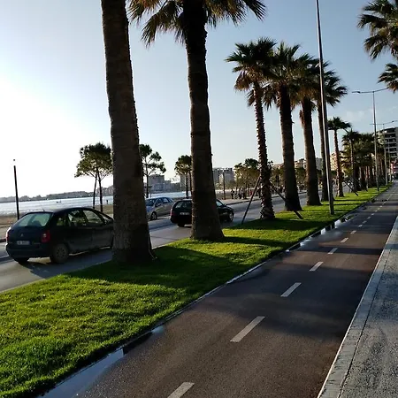 Alti Beachfront Apartments * Avlonya