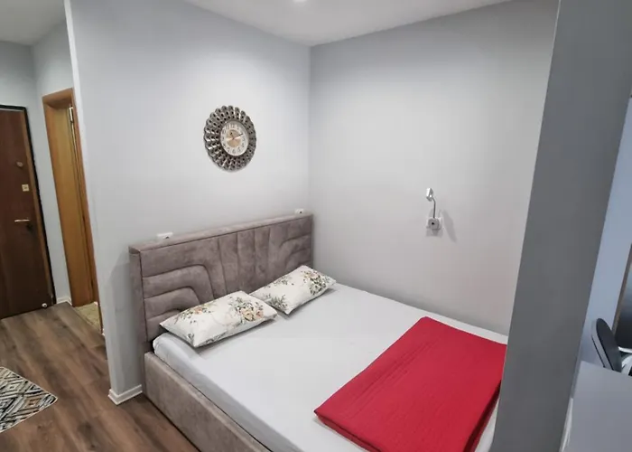 Alti Beachfront Apartments Wlora